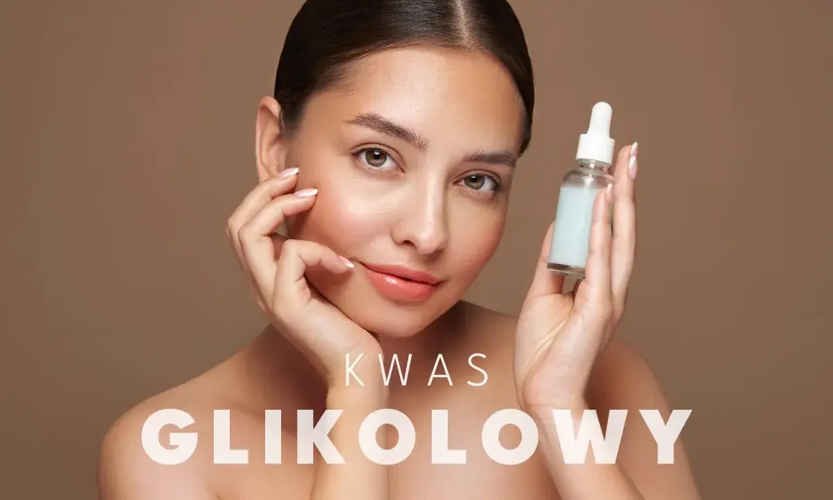 Kobieta z serum z kwasem glikolowym, ukazująca jego zbawienne efekty dla skóry: wygładzenie i blask.
