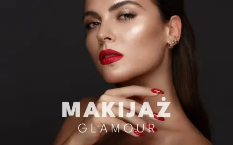 Kobieta z idealnym makijażem glamour: czerwone usta, złote cienie do powiek, lśniąca cera i paznokcie.