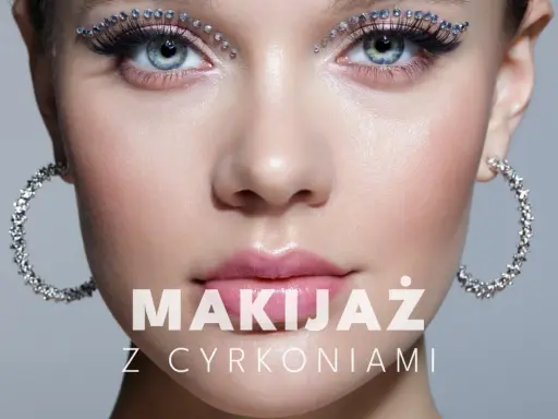 Oczy ozdobione błyszczącymi cyrkoniami, podkreślające magiczny makijaż.