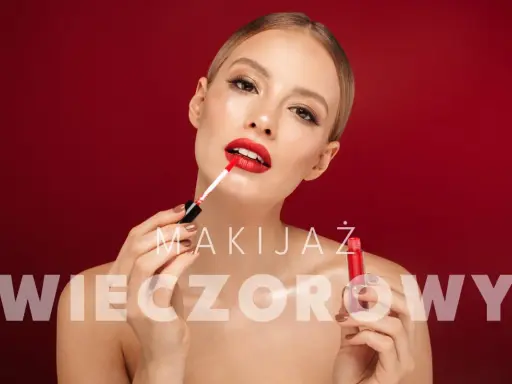 Kobieta nakłada czerwoną szminkę, tworząc idealny makijaż wieczorowy.
